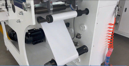 Máy cắt đứt tự động vòng đến vòng cho nhãn tự dán